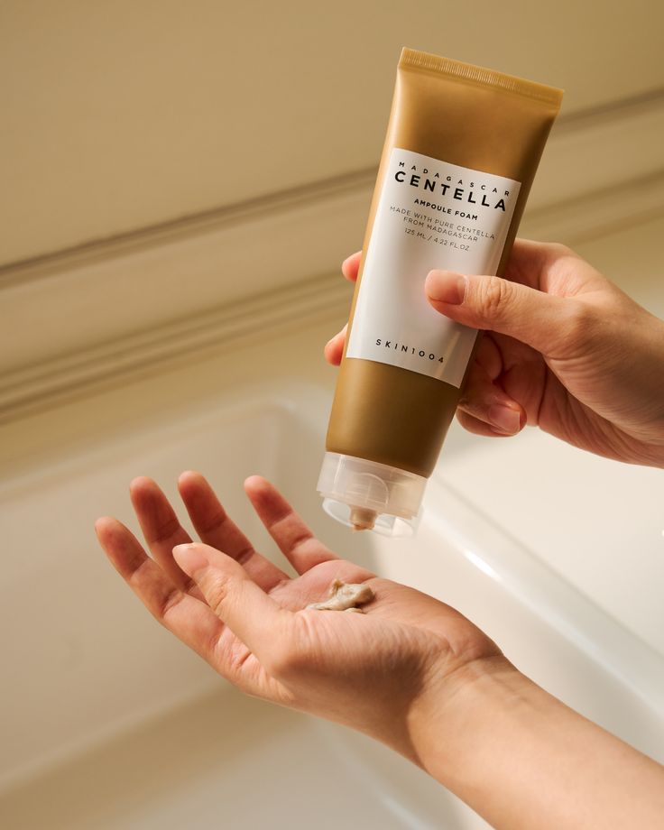 Madagascar Centella ampoule foam cleanser