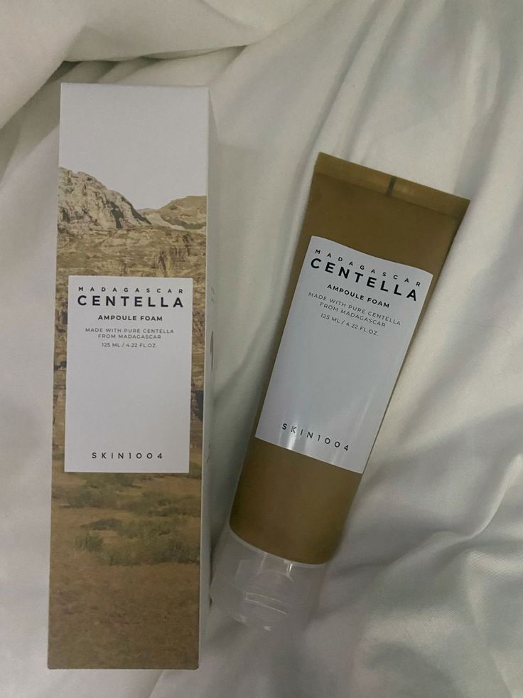 Madagascar Centella ampoule foam cleanser